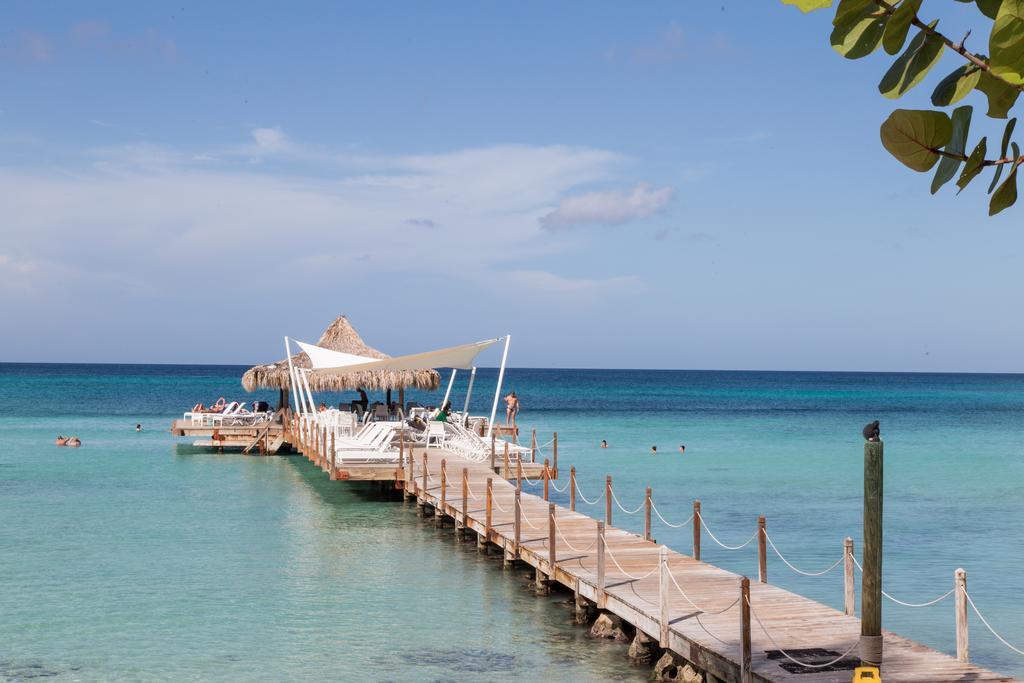 Los Flamencos Aparthotel Beach Club Bayahibe Exterior photo